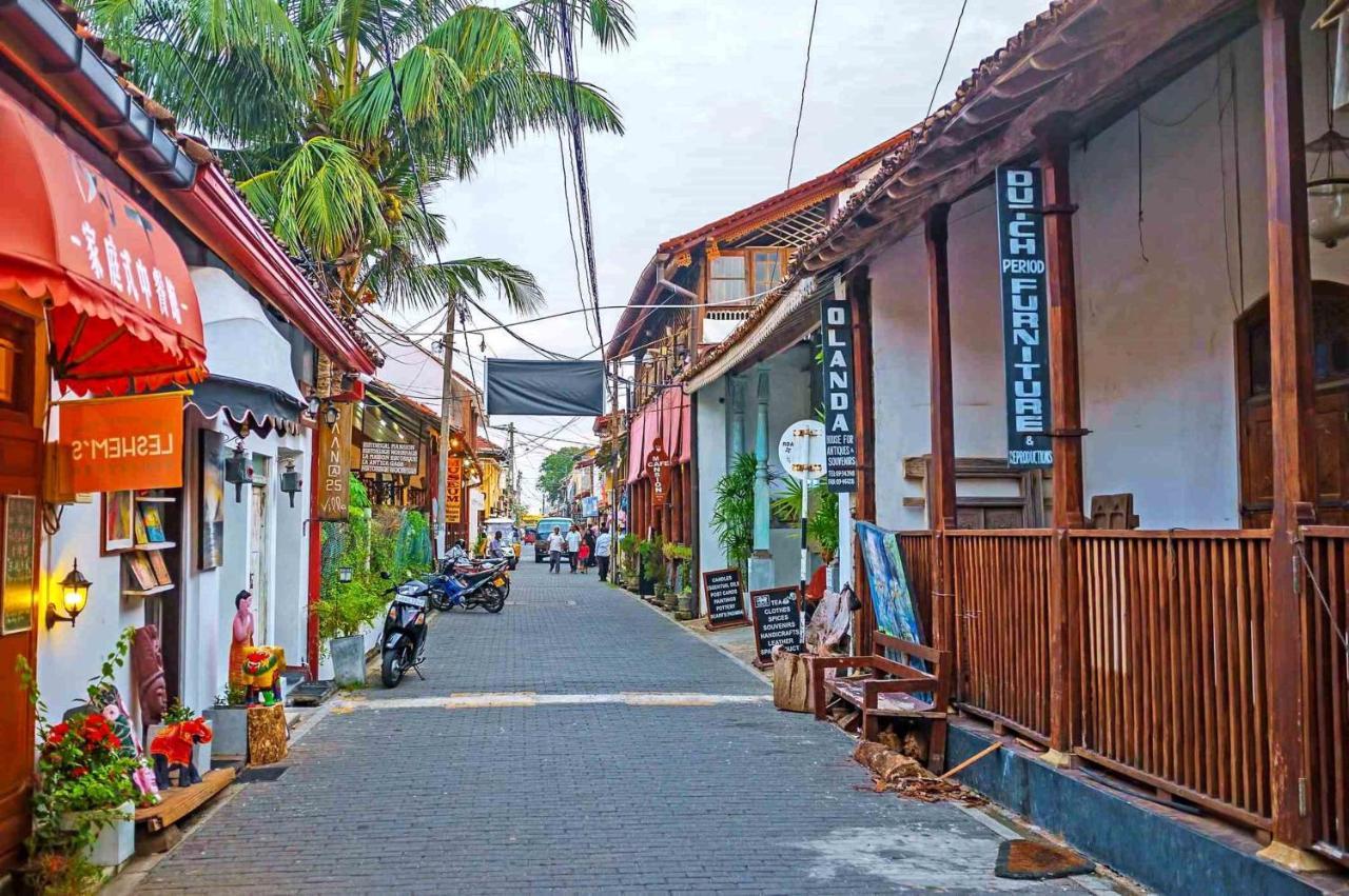 Hasara Oceanfront Apartment Galle Exterior foto