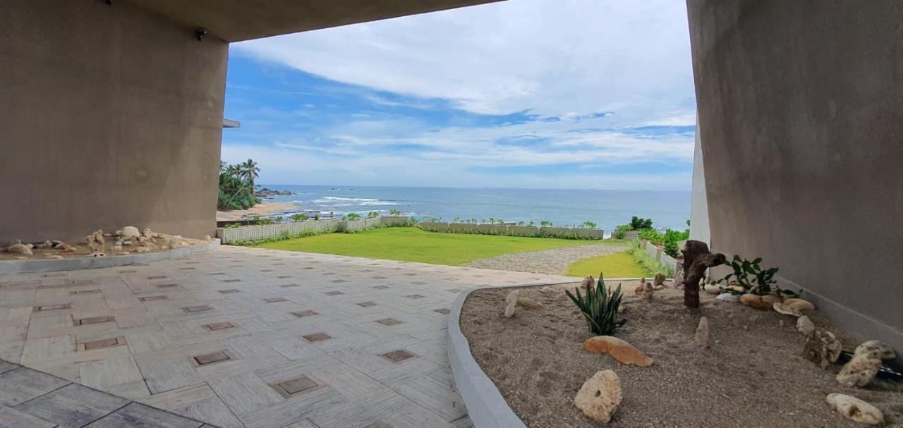 Hasara Oceanfront Apartment Galle Exterior foto