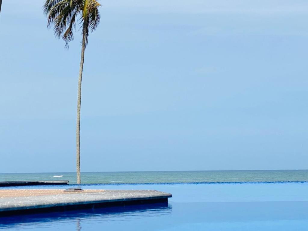 Hasara Oceanfront Apartment Galle Exterior foto