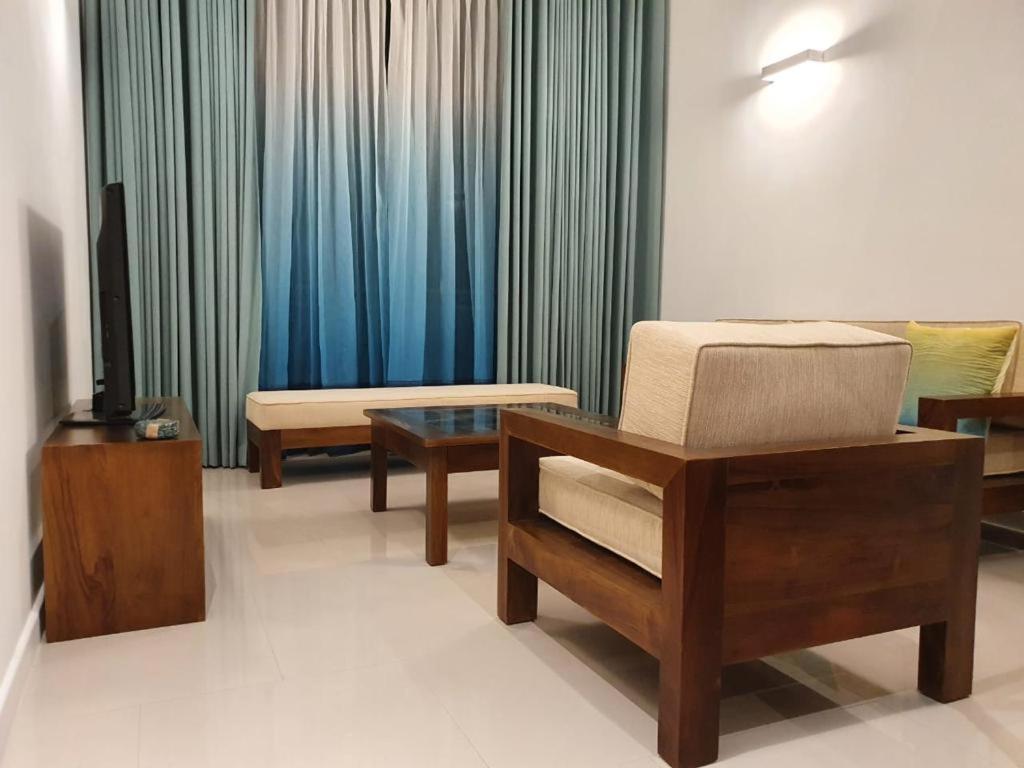 Hasara Oceanfront Apartment Galle Exterior foto
