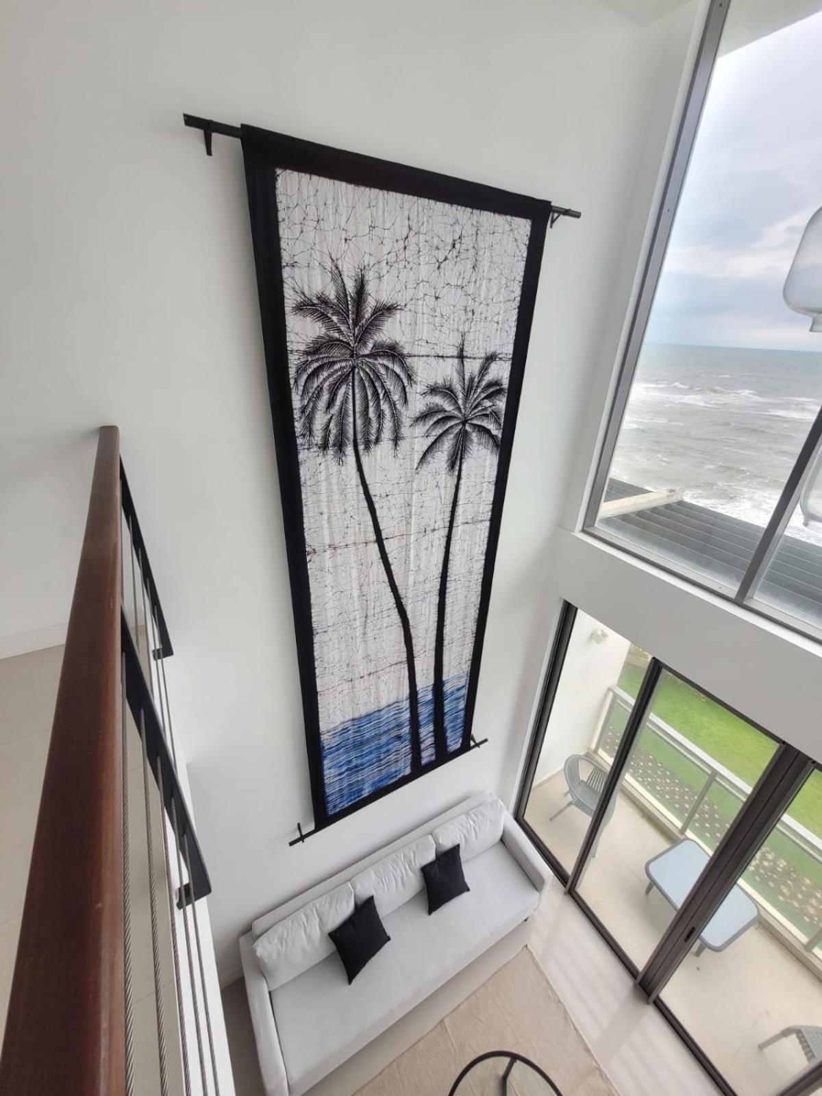 Hasara Oceanfront Apartment Galle Exterior foto